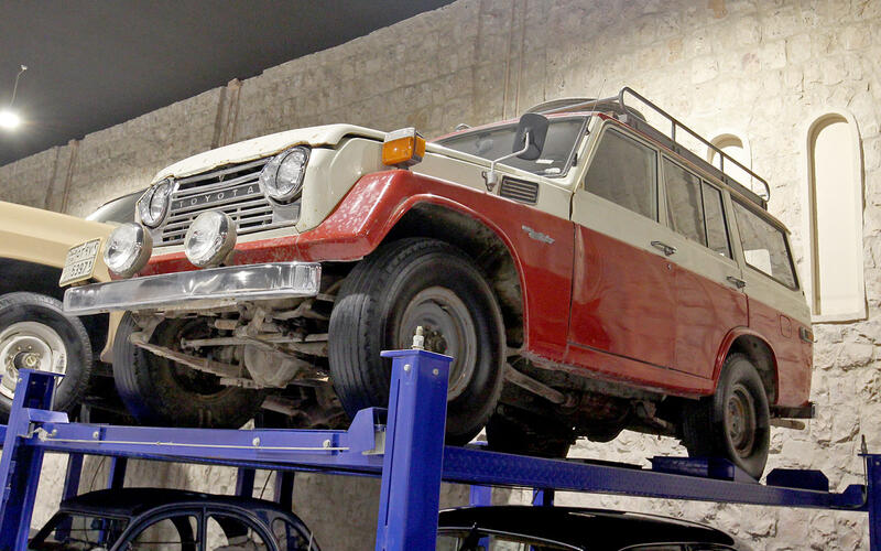 Toyota Land Cruiser J50