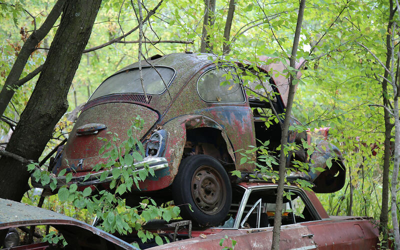 VOLKSWAGEN BEETLE