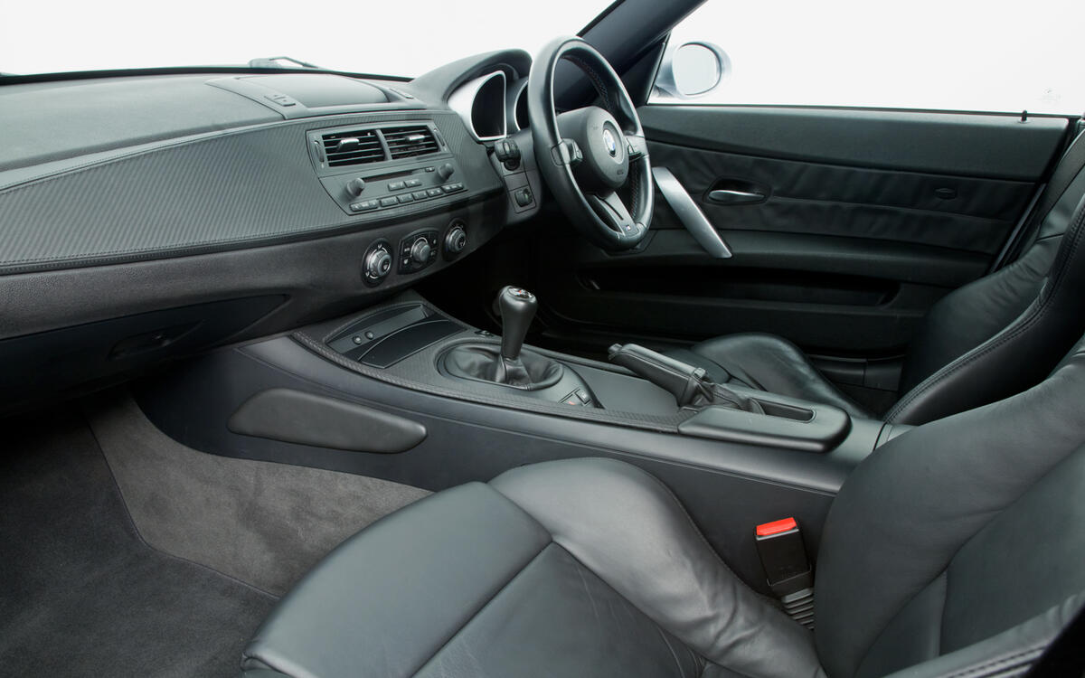 BMW Z4 Coupé (2006-2009) - interior