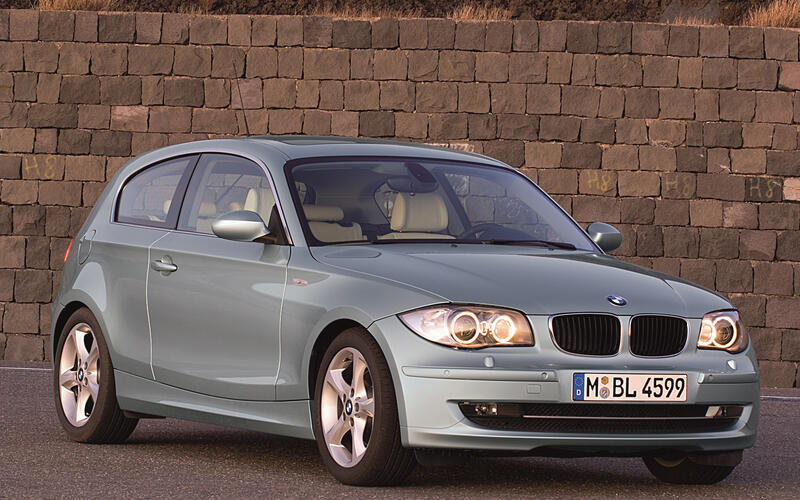 BMW 1 Series (2004)