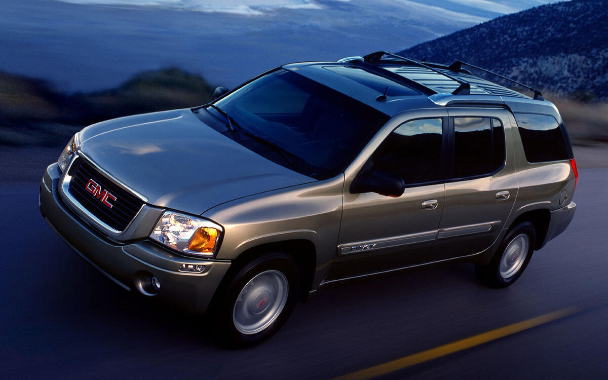 GMC Envoy XUV (2004) GMC Envoy XUV (2004)