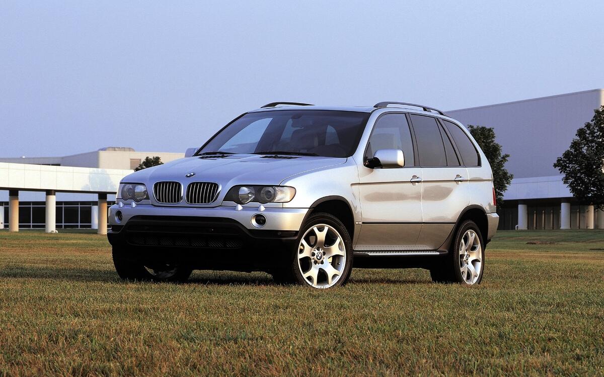 BMW X5 (E53, 1999) BMW X5 (E53, 1999)