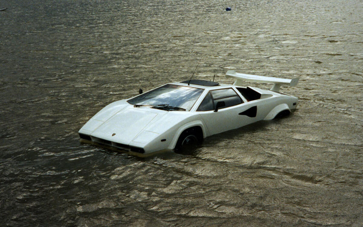 The amphibious Countach