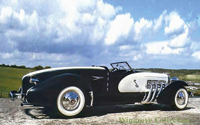 Duesenberg: Boattail Roadster (1932) 