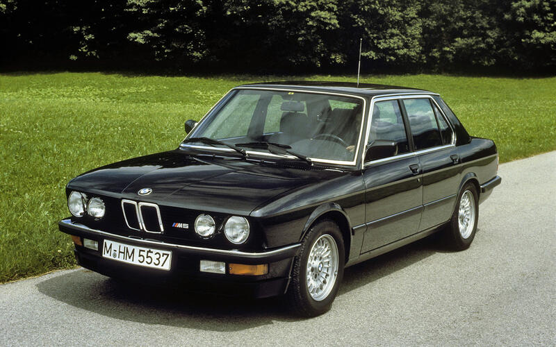 BMW M5 (1985)