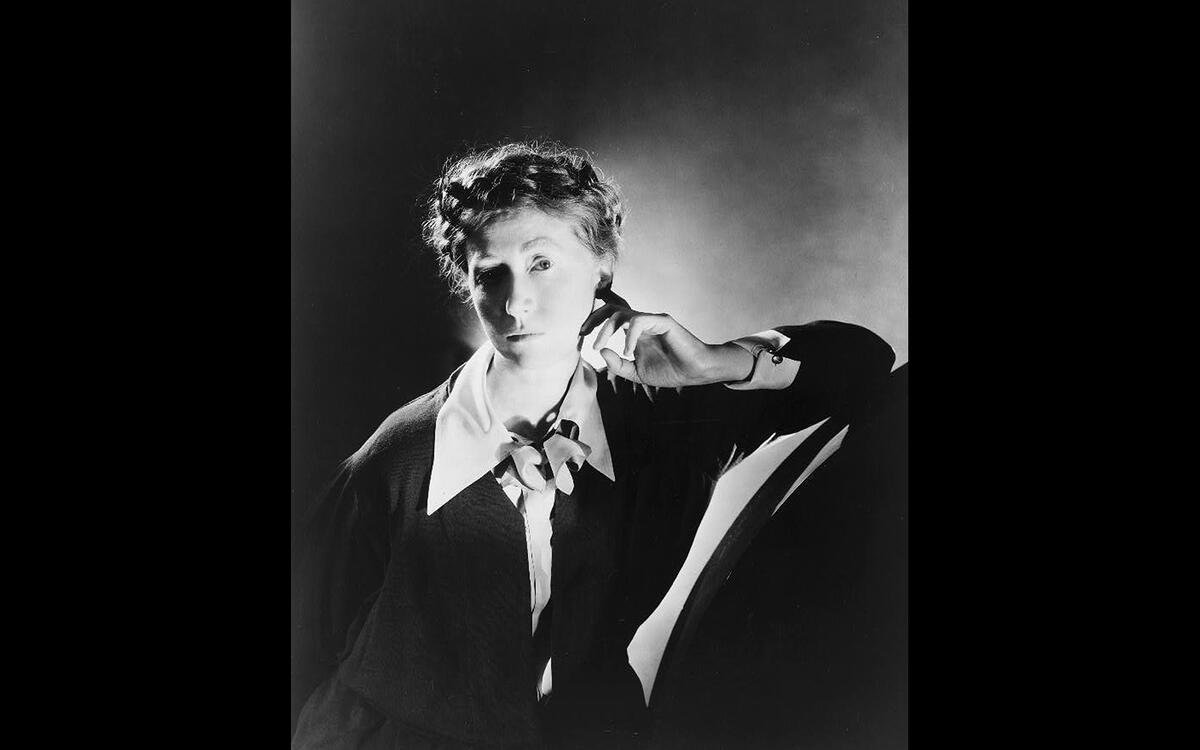 The poet - Marianne Moore The poet - Marianne Moore