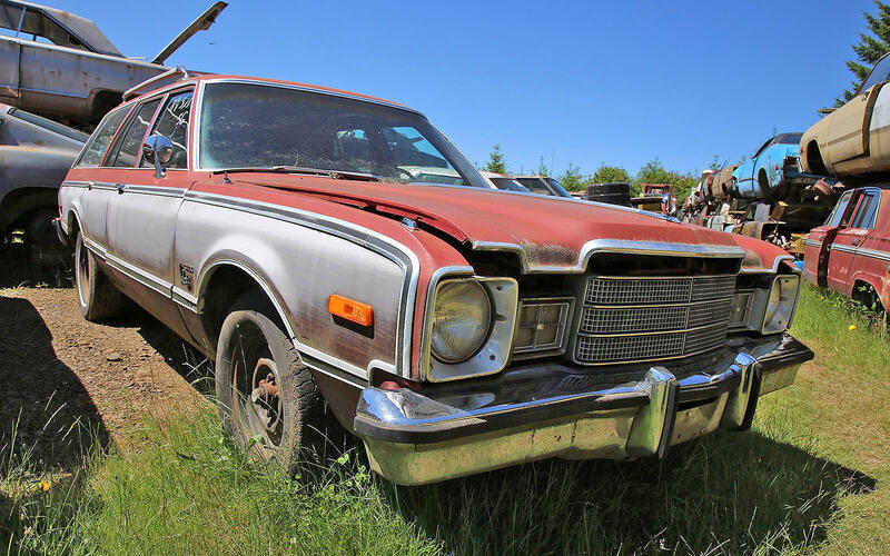 PLYMOUTH VOLARE STATION WAGON - 1977 PLYMOUTH VOLARE STATION WAGON - 1977