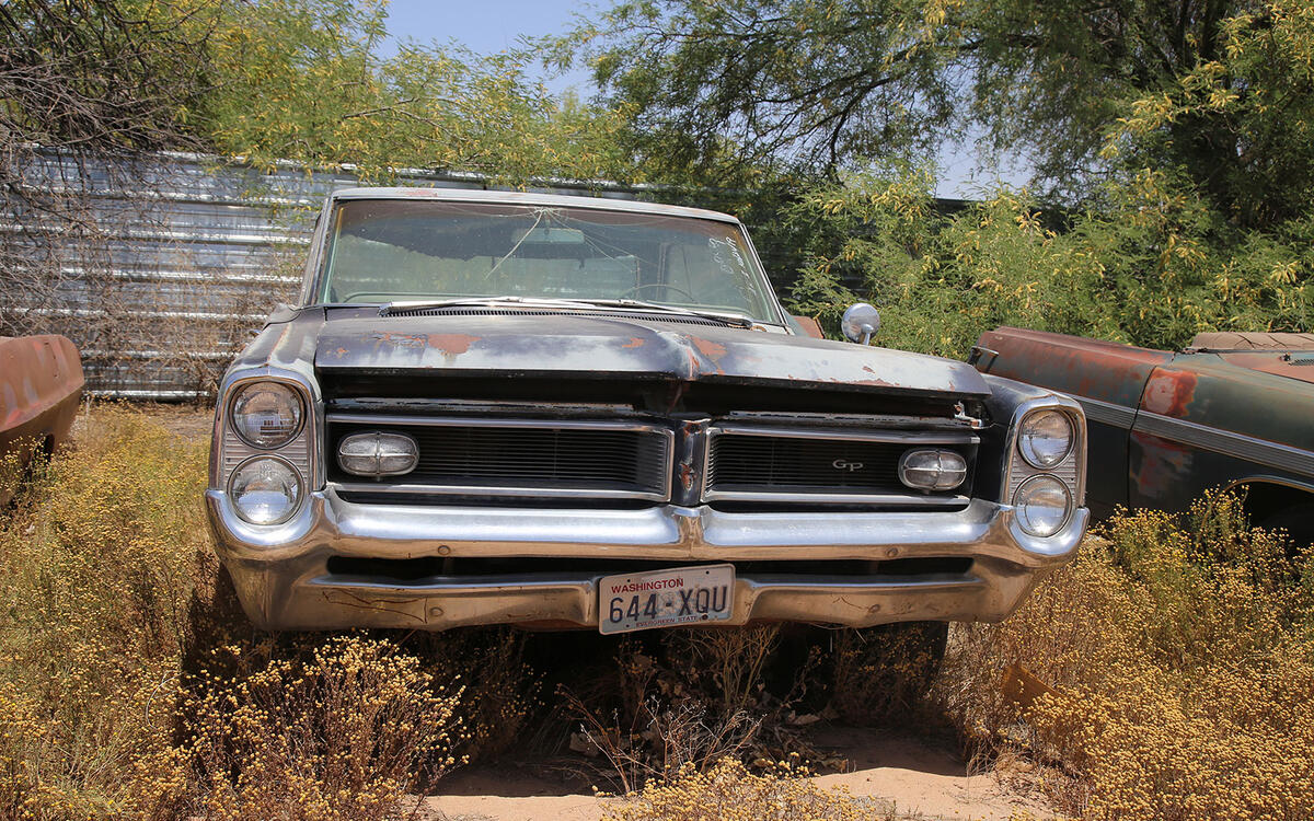 PONTIAC GRANDPRIX - 1964 PONTIAC GRANDPRIX - 1964