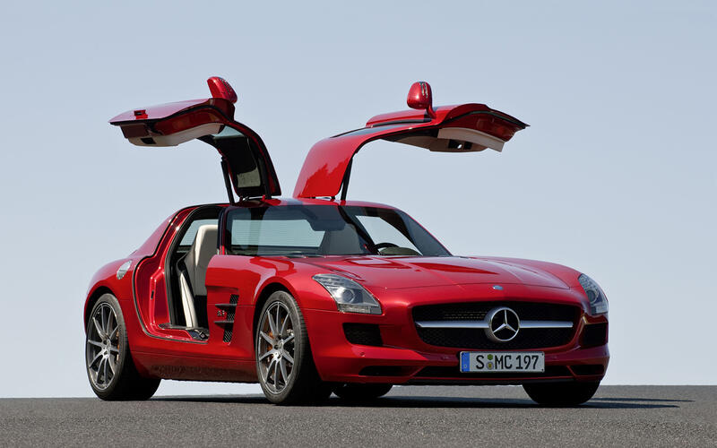 Mercedes SLS AMG (2009)