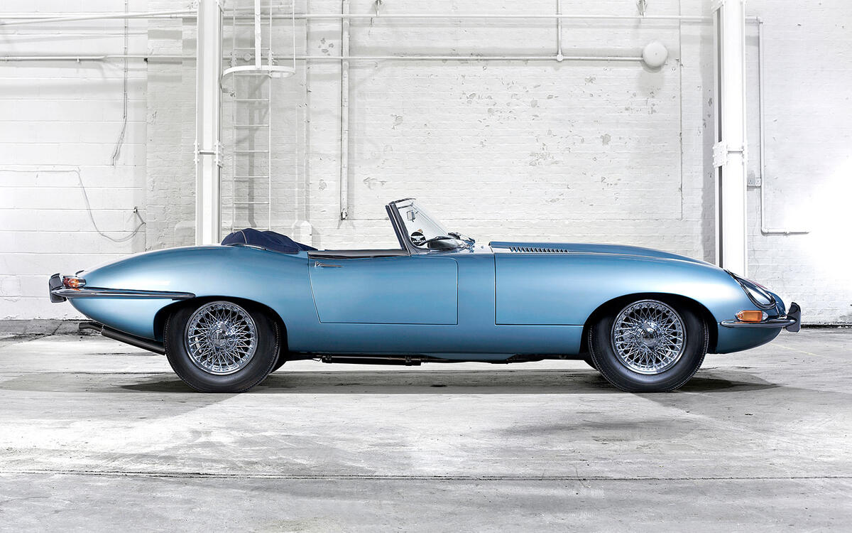 1961 - Jaguar E-Type 1961 - Jaguar E-Type