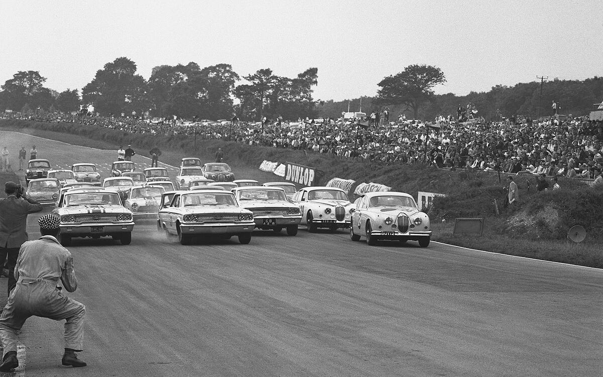 1963: Sears wins again as giant Galaxie tops mighty Mini