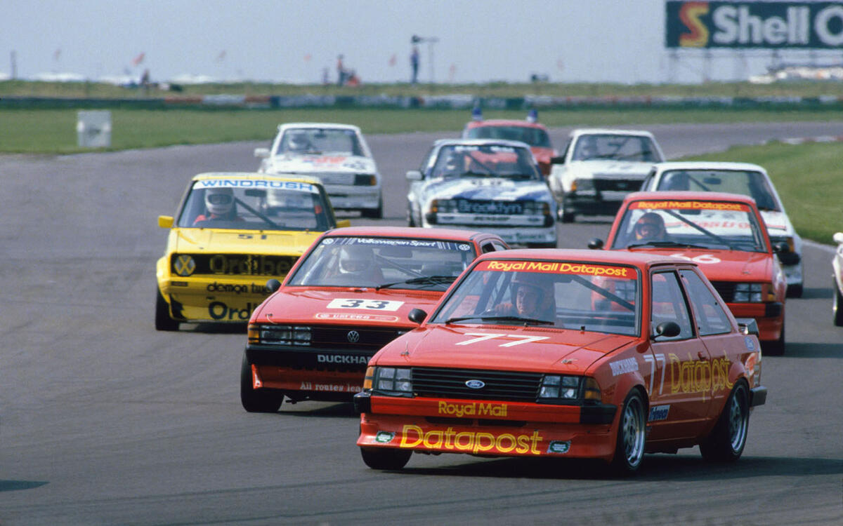 1984: Longman heads the flying Fords 1984: Longman heads the flying Fords