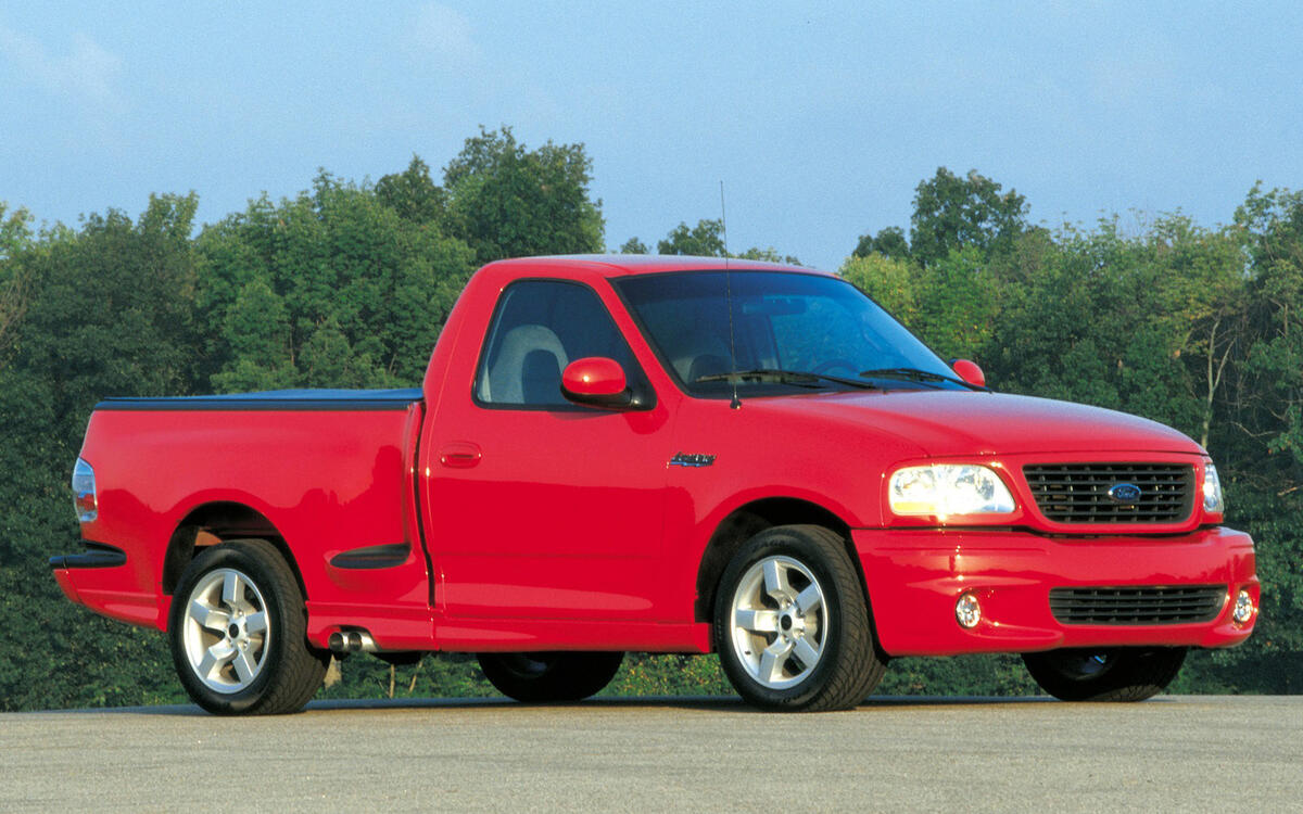 Ford SVT Lightning (1999-2001) Ford SVT Lightning (1999-2001)