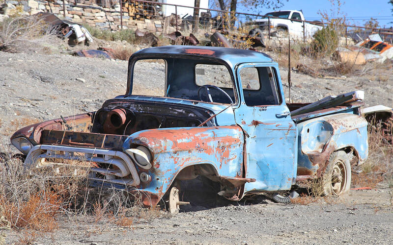 CHEVROLET TRUCK - 1957