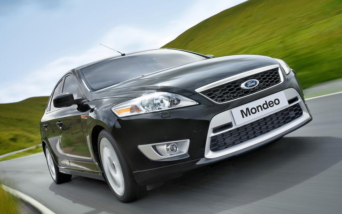 10: Ford Mondeo (34,418 sold) 10: Ford Mondeo (34,418 sold)