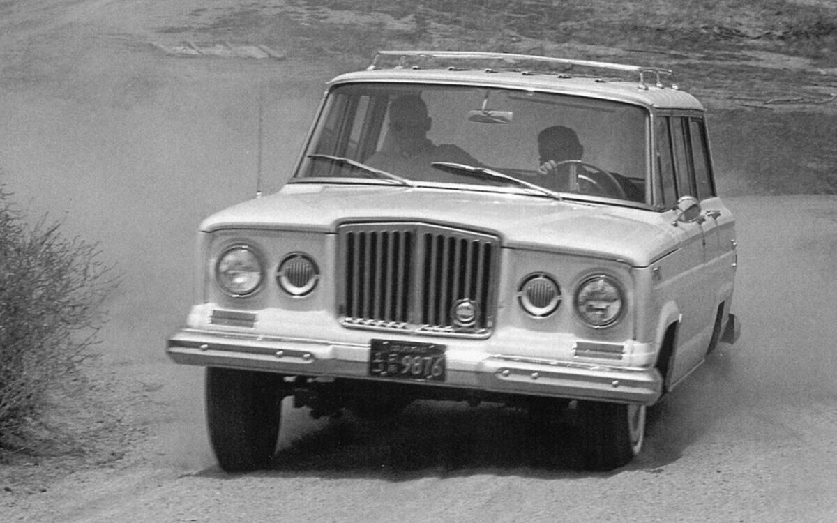 Part car, part SUV (1960s) Part car, part SUV (1960s)