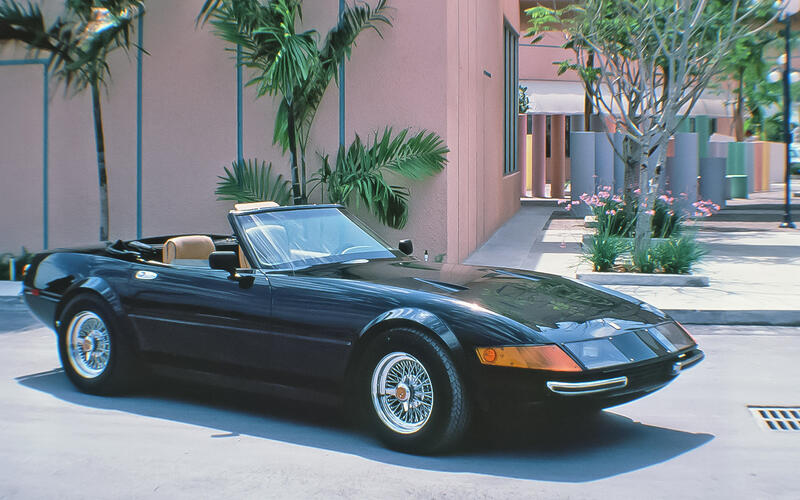 Miami Vice – Ferrari 365 GTS/4 - FAKE