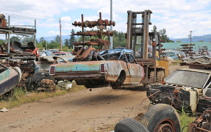 OLDSMOBILE CUTLASS - 1960