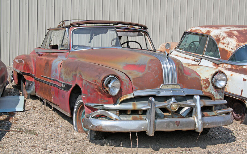 PONTIAC CHIEFTAIN - 1952