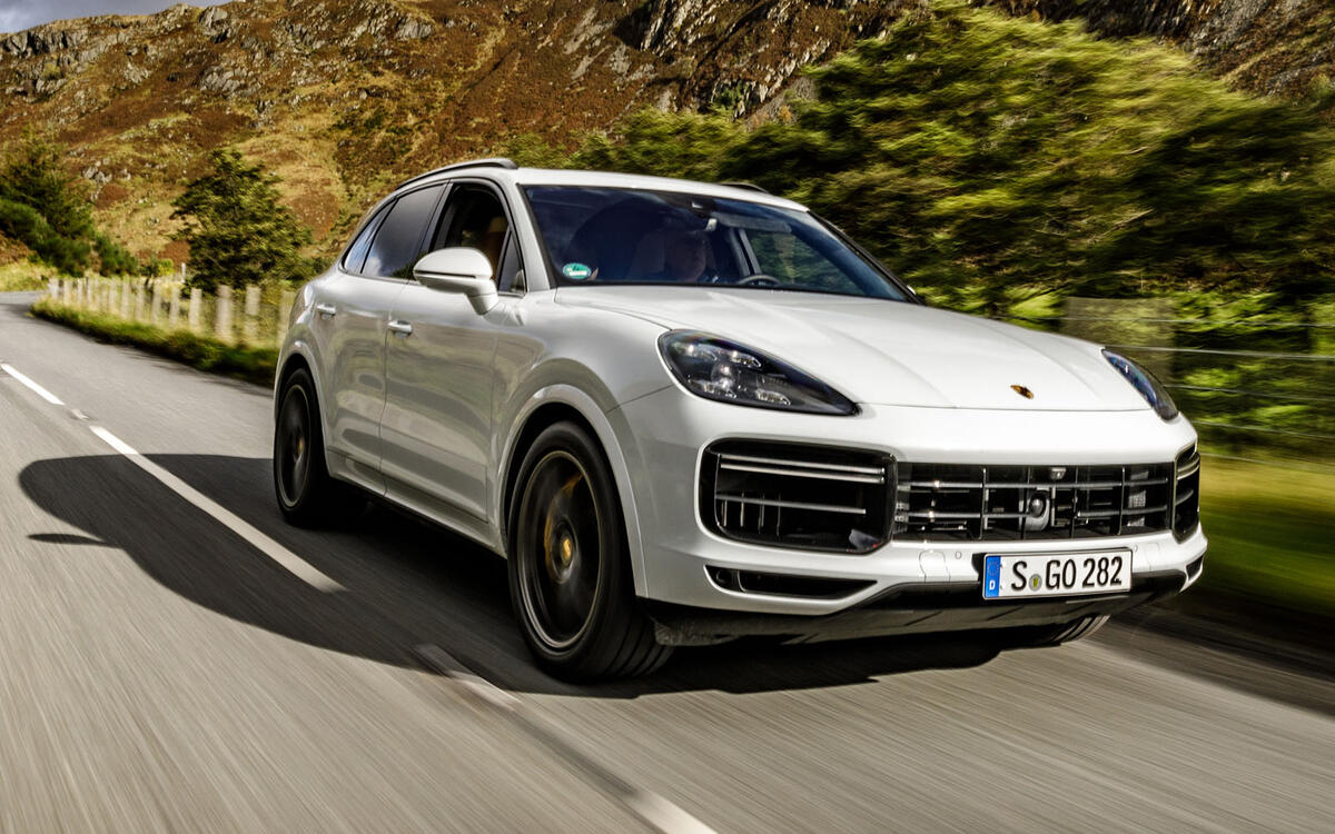 20: Porsche Cayenne Turbo