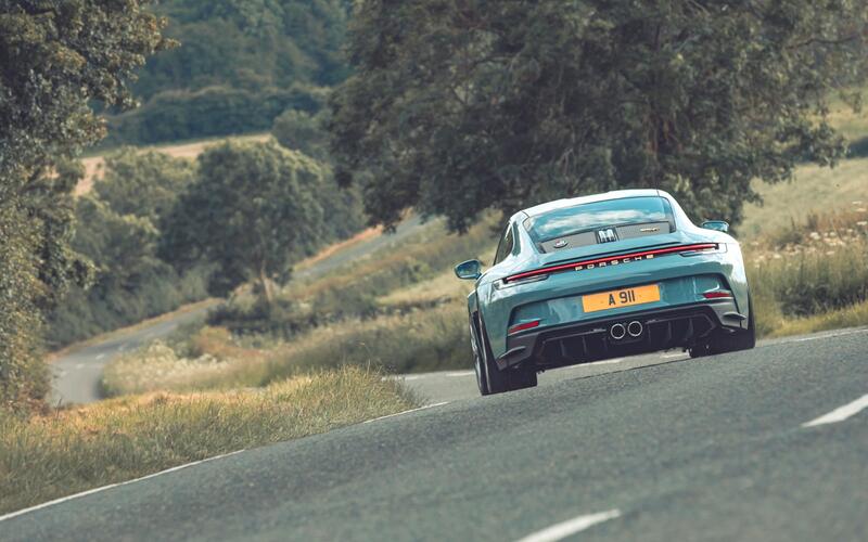 5 STAR CAR: Porsche 911 S/T 5 STAR CAR: Porsche 911 S/T