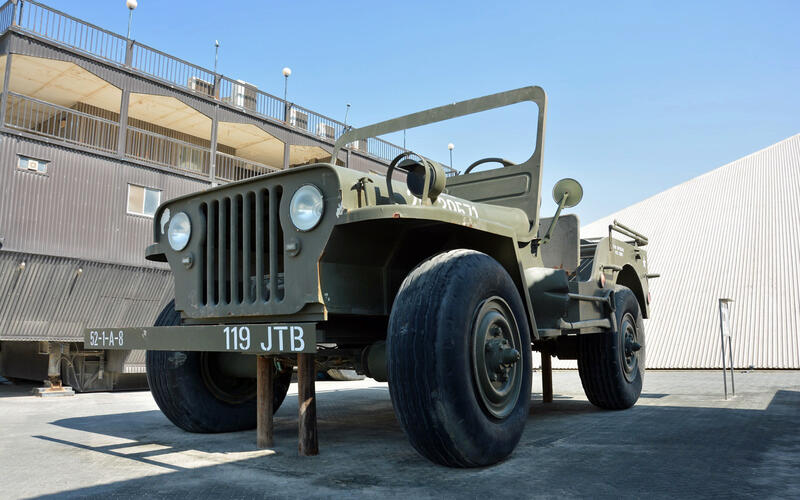 The giant Jeep