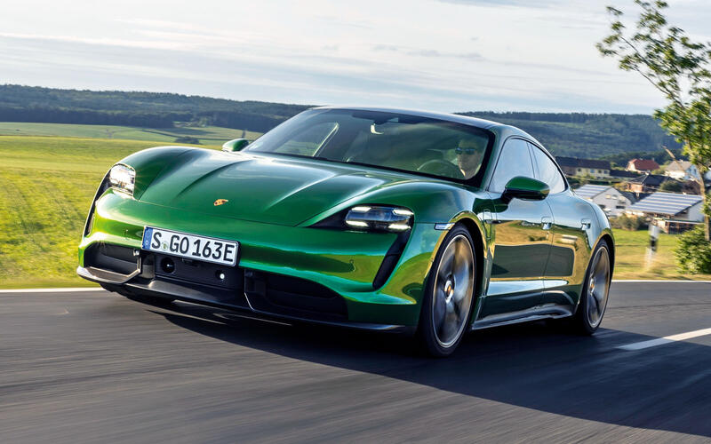 5 STAR CAR: Porsche Taycan Turbo S 5 STAR CAR: Porsche Taycan Turbo S