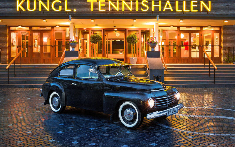 Volvo PV444 (1947)