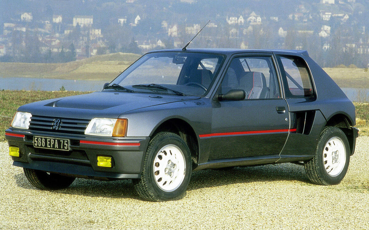 Peugeot 205 T16 (1984) Peugeot 205 T16 (1984)