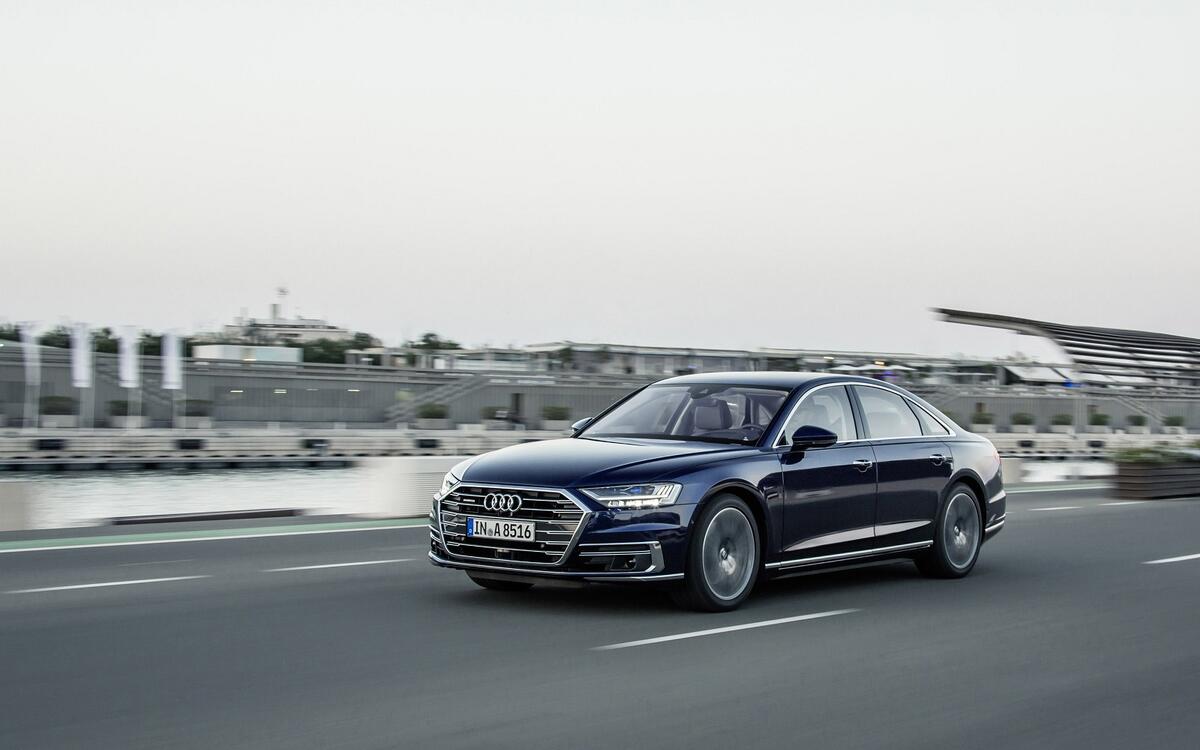 Audi A8 with Traffic Jam Pilot (2018)
