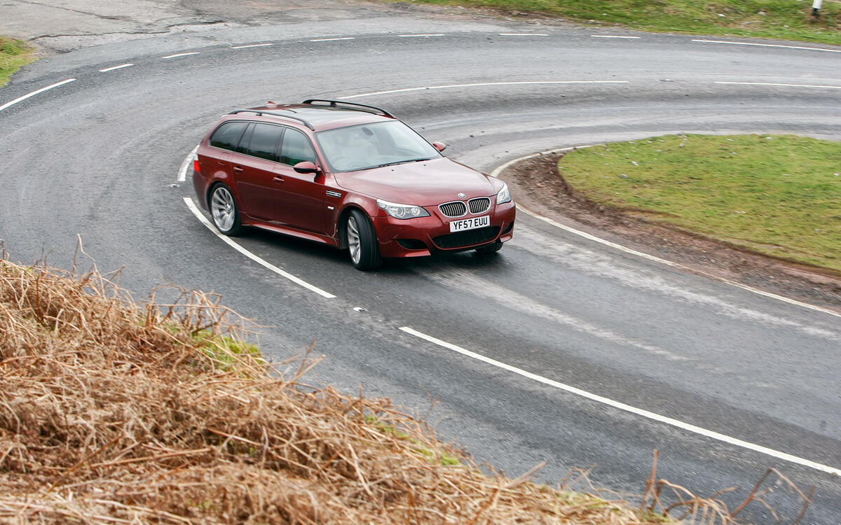 BMW M5 TOURING 2007-2010 - £25,000-£40,000 BMW M5 TOURING 2007-2010 - £25,000-£40,000