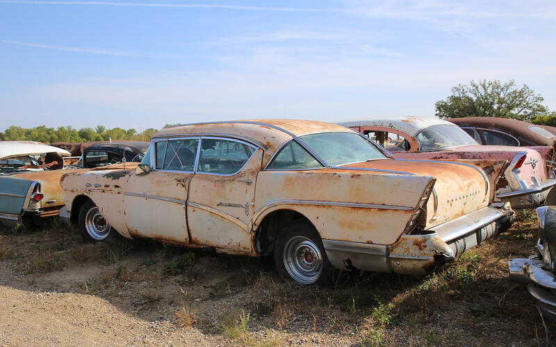 BUICK ROADMASTER - 1957 BUICK ROADMASTER - 1957