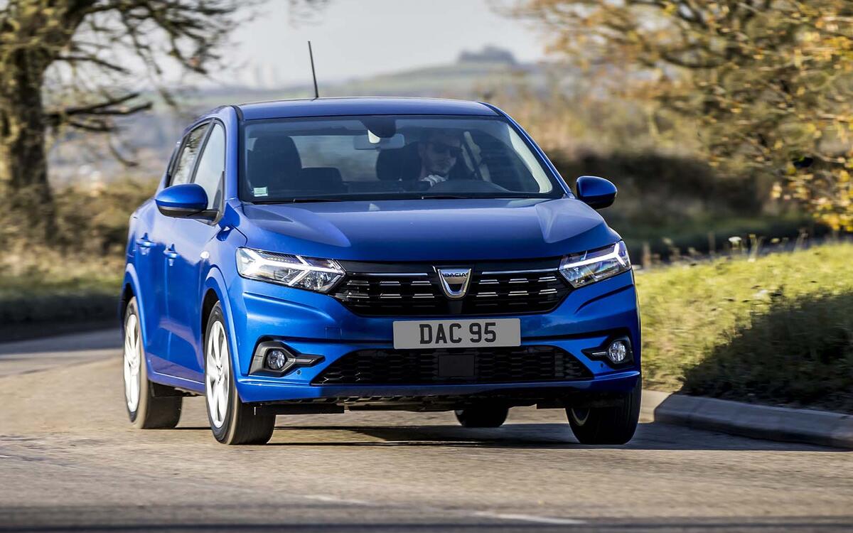 Dacia Sandero – £7995 Dacia Sandero – £7995