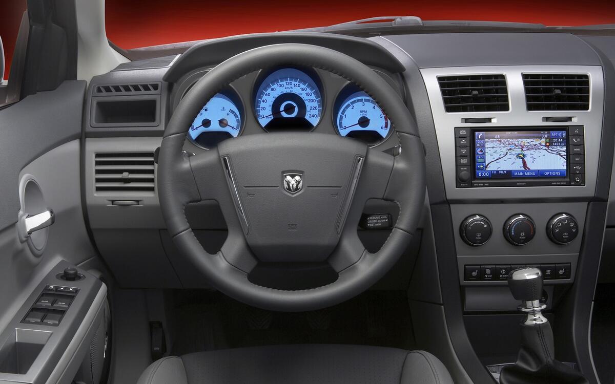Dodge Avenger (2007) Dodge Avenger (2007)