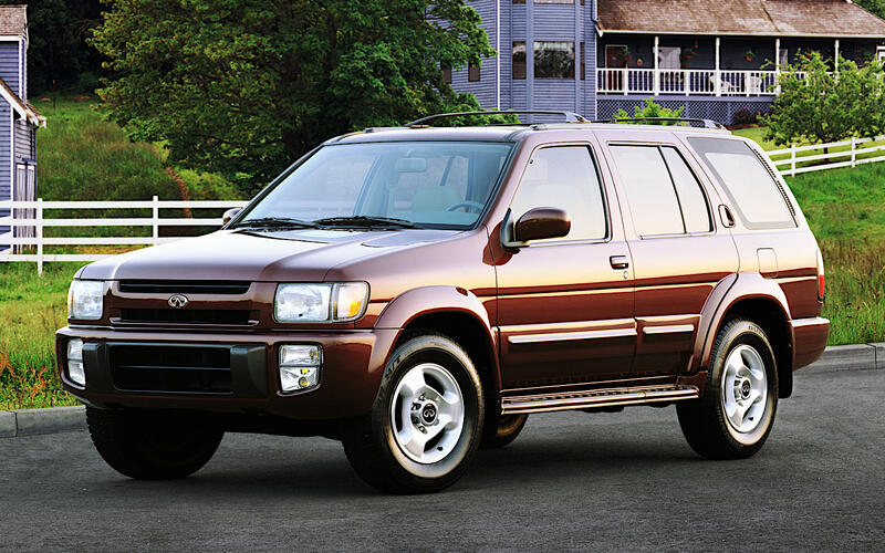 Infiniti: QX4