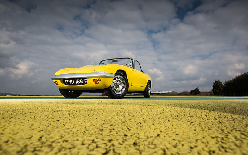 Lotus Elan (1963) Lotus Elan (1963)
