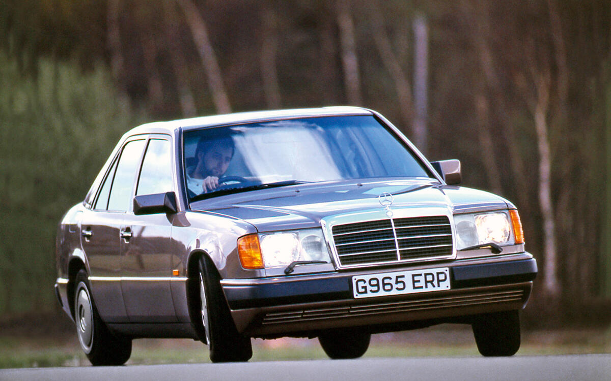 Mercedes-Benz saloon Mercedes-Benz saloon