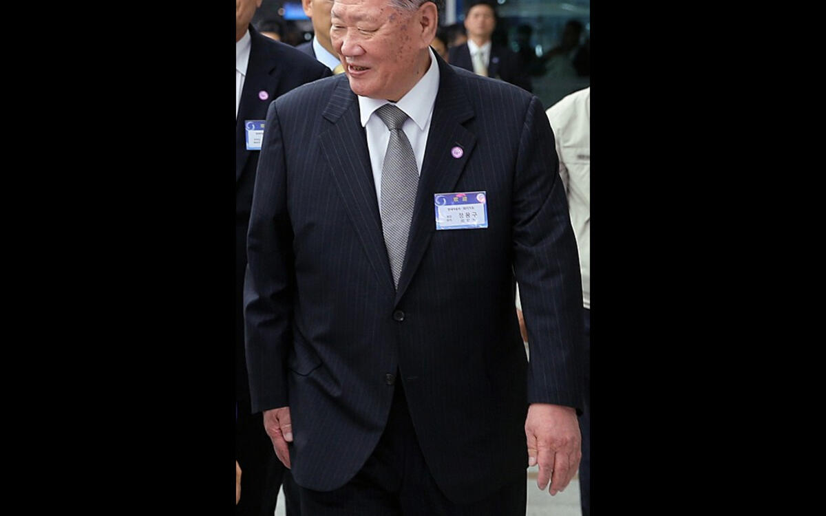 Chung Mong-koo & family - US$14.8 billion  Chung Mong-koo & family - US$14.8 billion