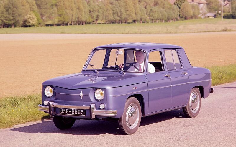 Renault 8