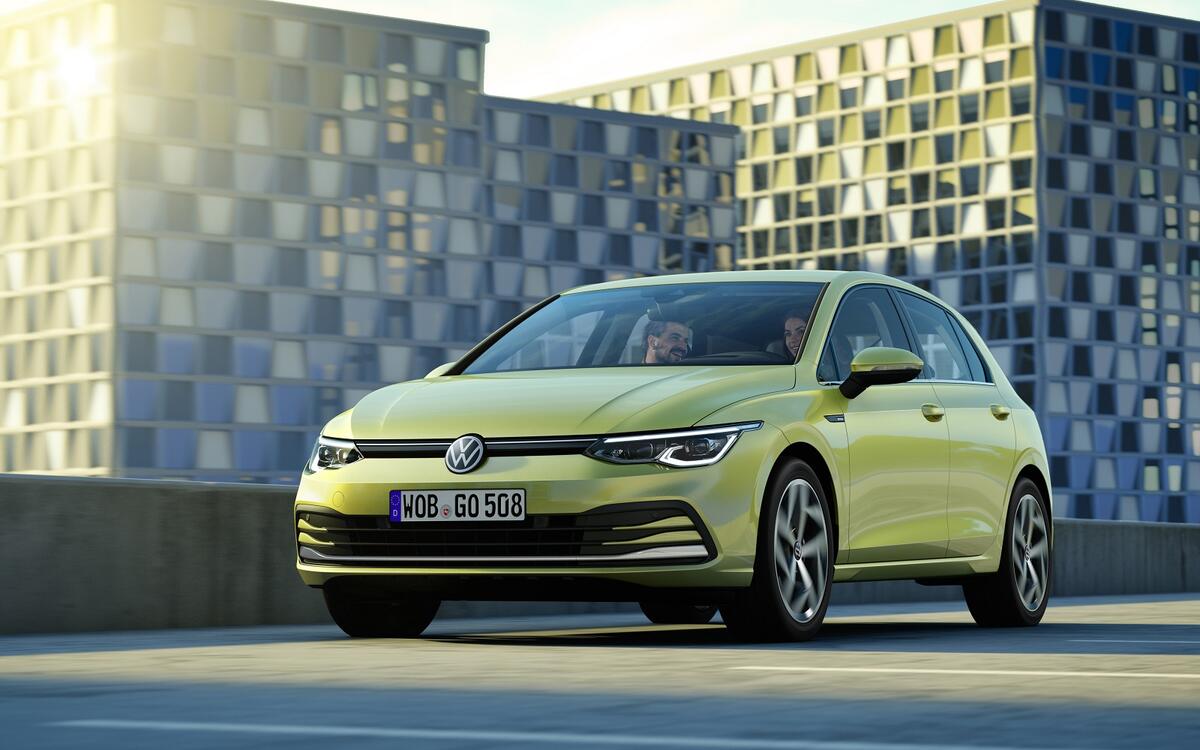 2: Volkswagen Golf (58,994 sold) 2: Volkswagen Golf (58,994 sold)