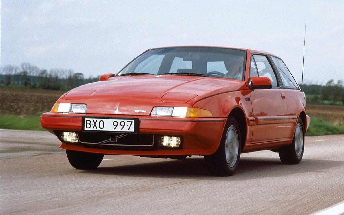 Volvo 480 – from £500 Volvo 480 – from £500