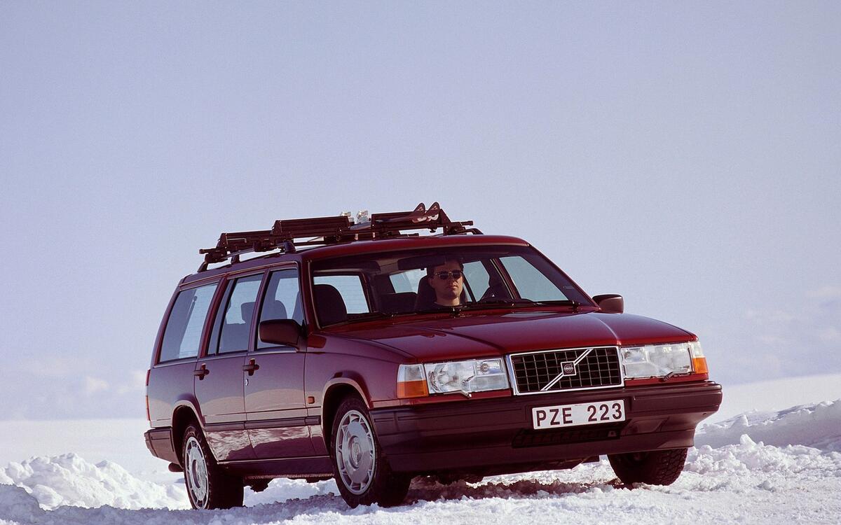 Volvo 900