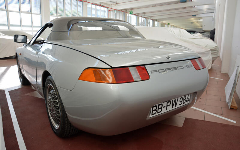 Porsche 984 (1984)  Porsche 984 (1984)