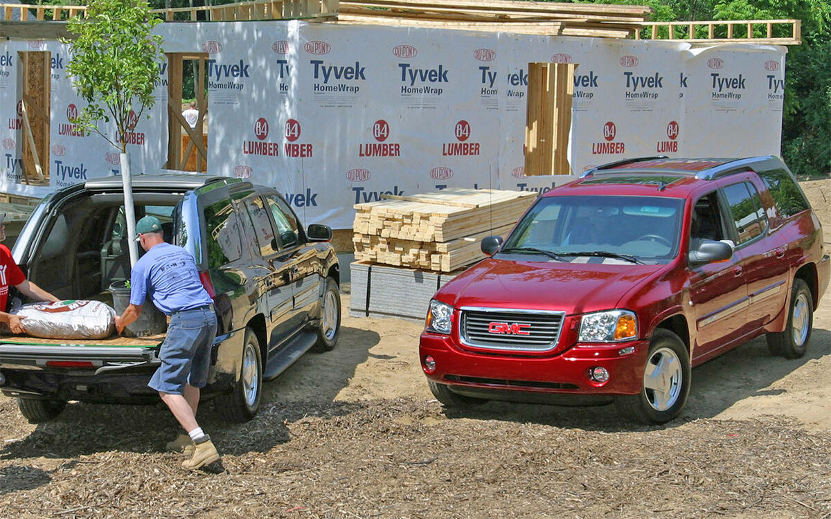 GMC Envoy XUV (2004) GMC Envoy XUV (2004)
