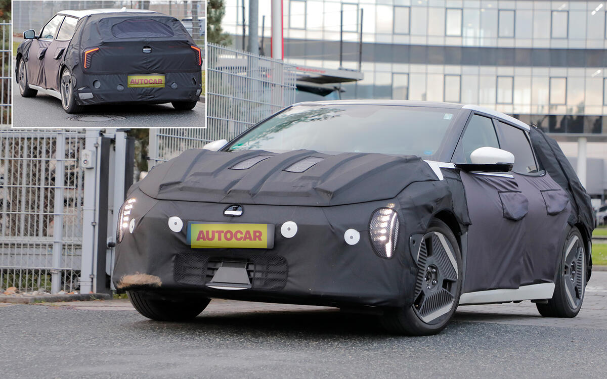 KIA EV4  KIA EV4