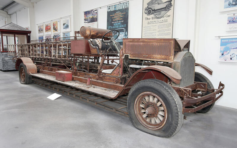 21: American La France