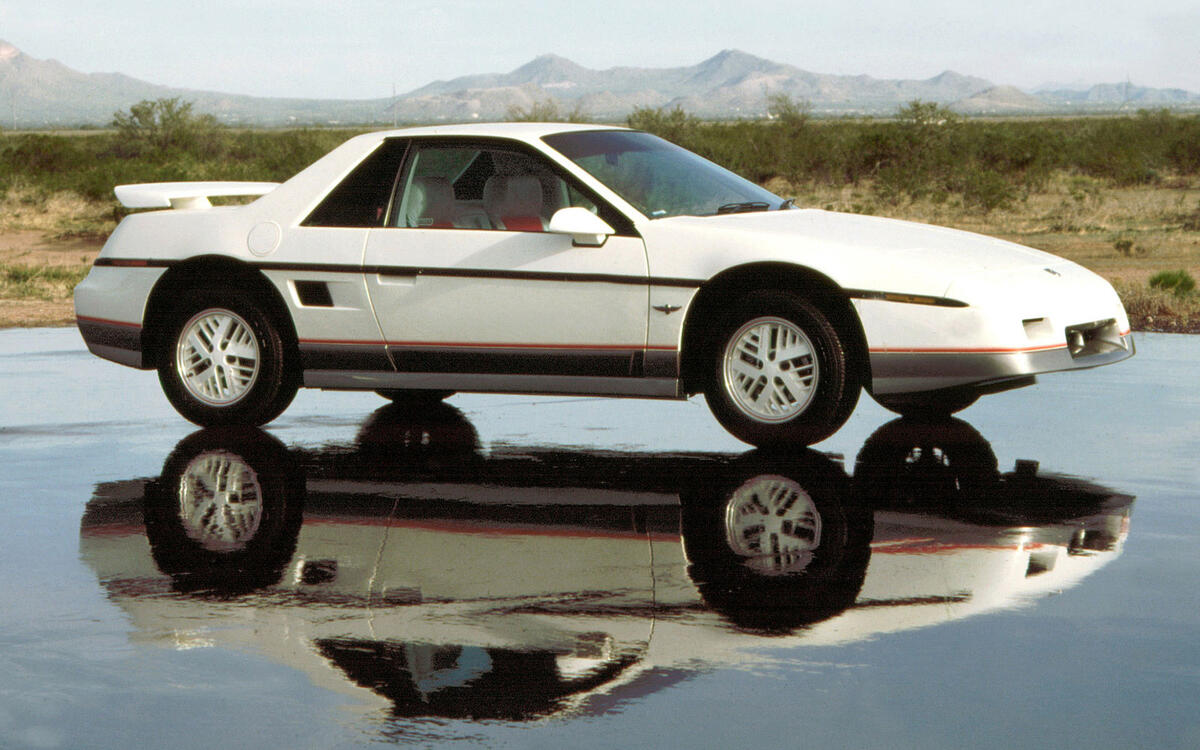 Pontiac Fiero (1983)