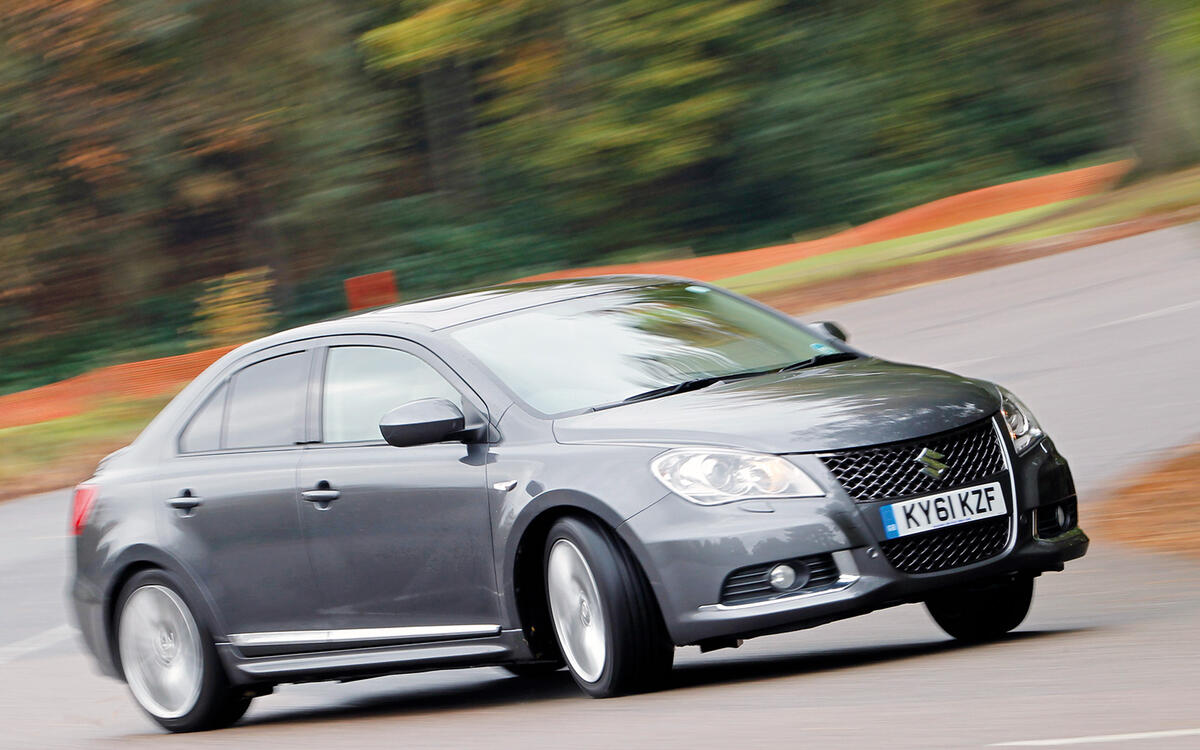 26: Suzuki Kizashi 26: Suzuki Kizashi