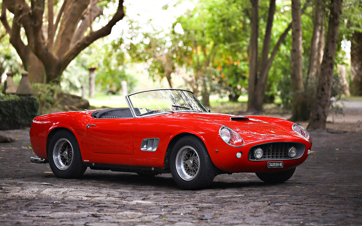 1961 Ferrari 250 GT SWB California Spider 1961 Ferrari 250 GT SWB California Spider