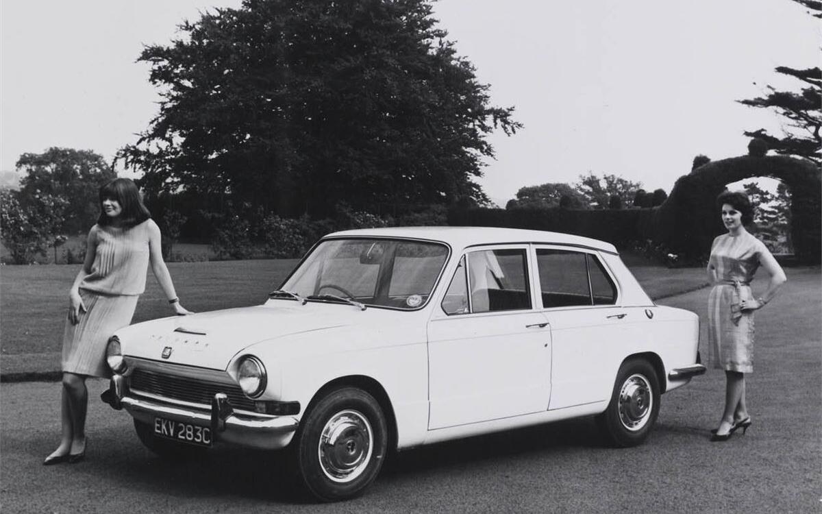 80: Triumph 1300  80: Triumph 1300
